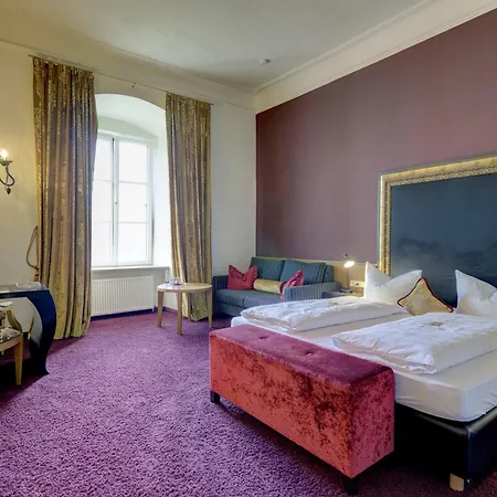 Hotel Klostergasthof Raitenhaslach 4*