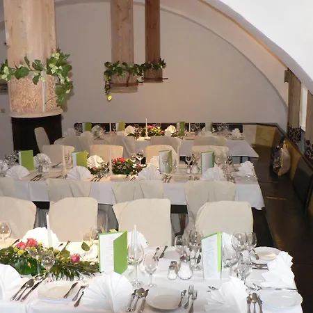 Klostergasthof Raitenhaslach 4* Μπουργκχάουζεν