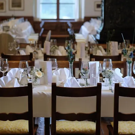Klostergasthof Raitenhaslach 4* Μπουργκχάουζεν
