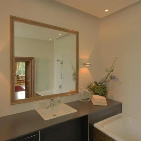 Klostergasthof Raitenhaslach Ξενοδοχείο 4*