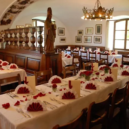 Klostergasthof Raitenhaslach Ξενοδοχείο Μπουργκχάουζεν
