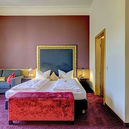 Klostergasthof Raitenhaslach 4*