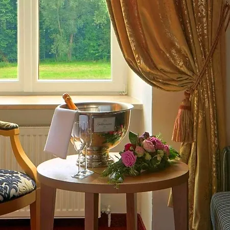 Klostergasthof Raitenhaslach Hotel