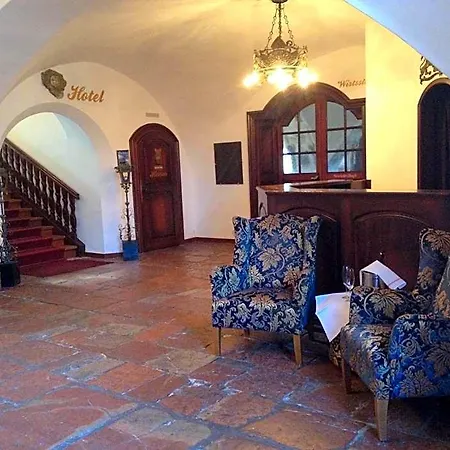 Klostergasthof Raitenhaslach Hotel