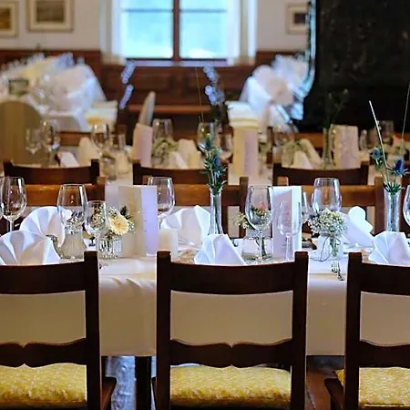 Klostergasthof Raitenhaslach 4* Μπουργκχάουζεν