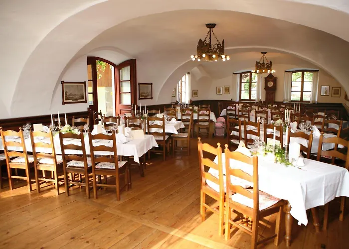 فندق Klostergasthof Raitenhaslach بورغهاوزن