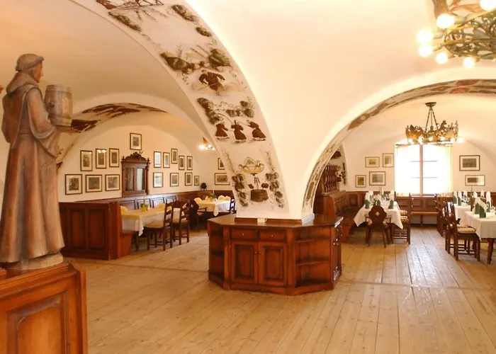 فندق Klostergasthof Raitenhaslach بورغهاوزن
