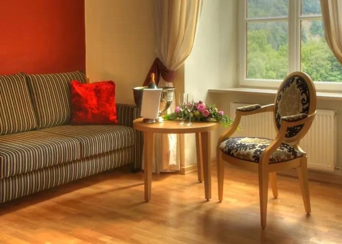 Hotel Klostergasthof Raitenhaslach 4*